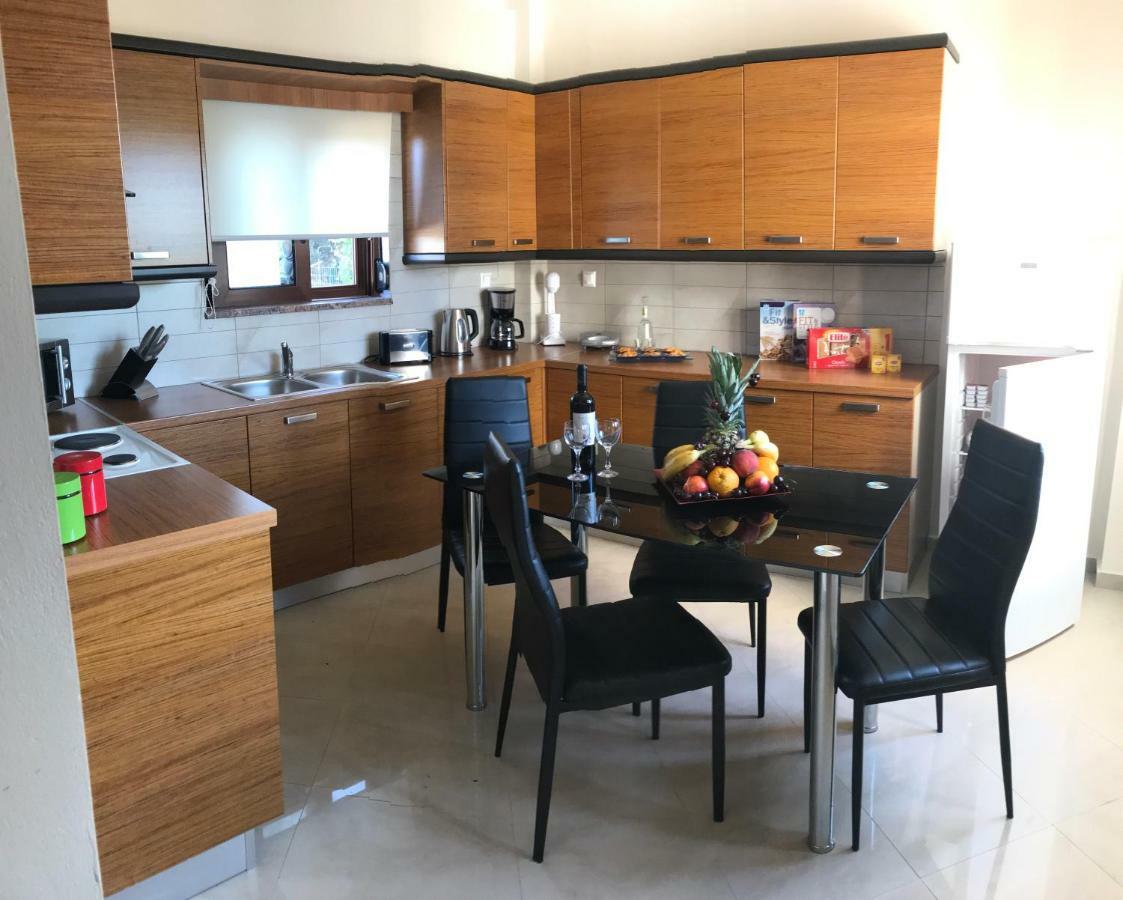 M&M Villa Kathiana Экстерьер фото